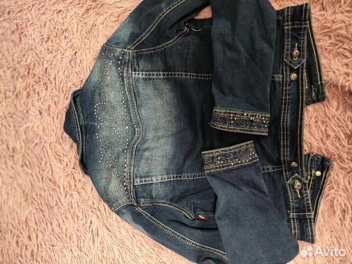 Джинсовая куртка