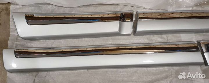 Молдинги дверей Land Cruiser 200