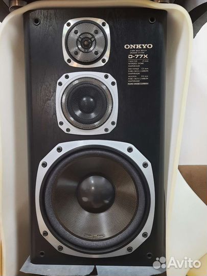 Onkyo d77x