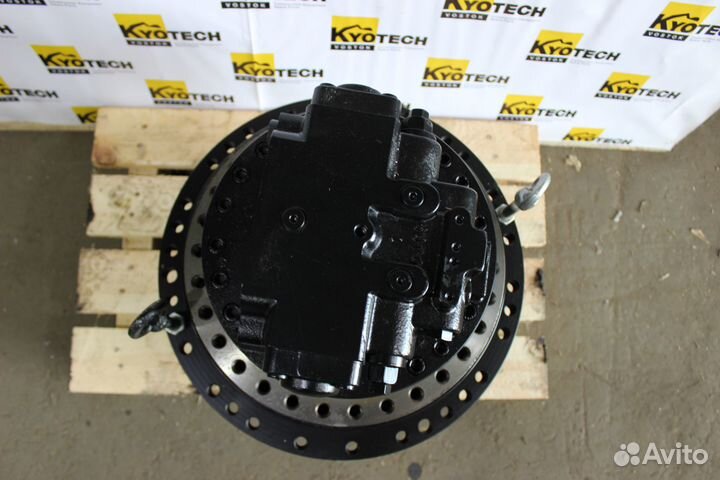 Редуктор хода с гидромотором New Holland E265