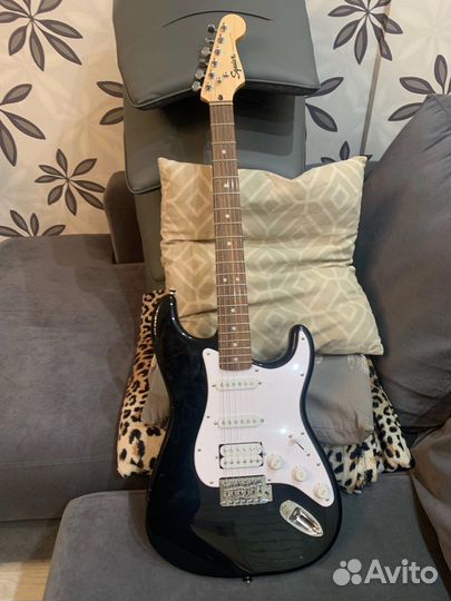 Fender Squier stratocaster HSS HT