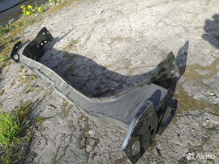 Nissan Almera Classic балка