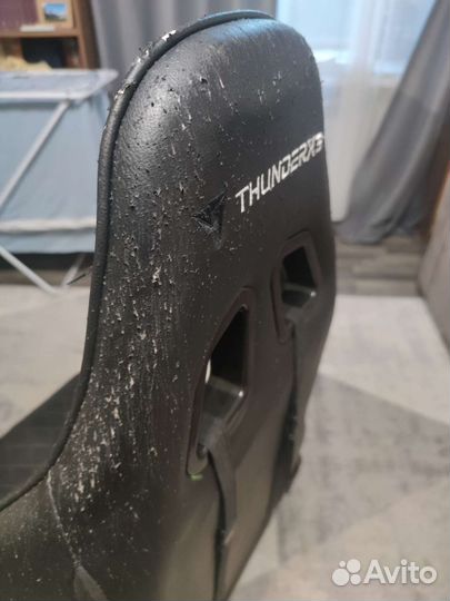 Стул геймерский Thunder x3