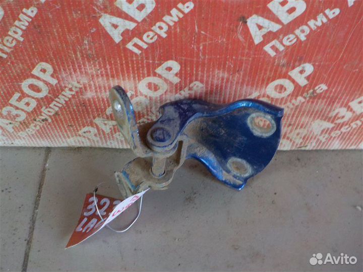 Петля двери нижняя задняя правая Chevrolet Lacetti