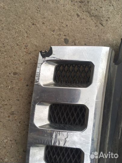 Решетка радиатора mitsubishi delica d5