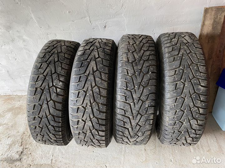 Yokohama Ice Guard IG55 215/65 R16