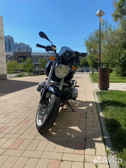 BMW R1200R