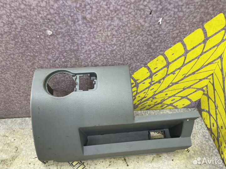 Бардачок под рулевую колонку Octavia A4 Октавия А4