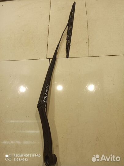 Поводок стеклоочистителя (правый) (Hyundai H-1 II)