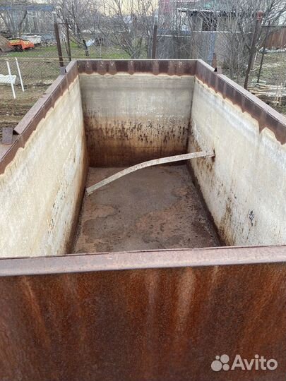 Бак для воды металлический