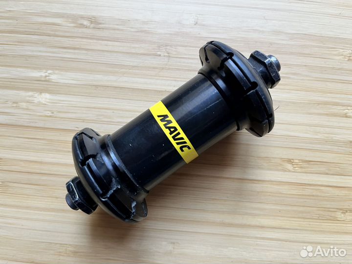 Передняя втулка Mavic Aksium