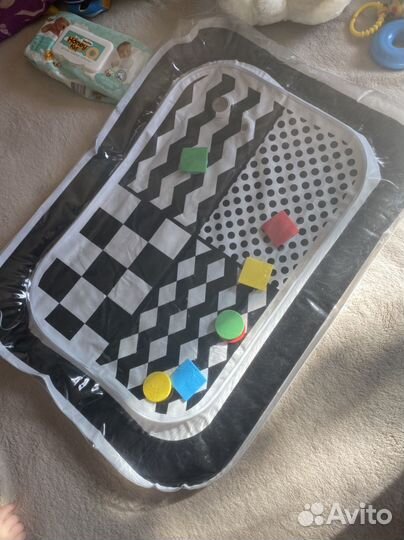 Развивающий надувной водный коврик