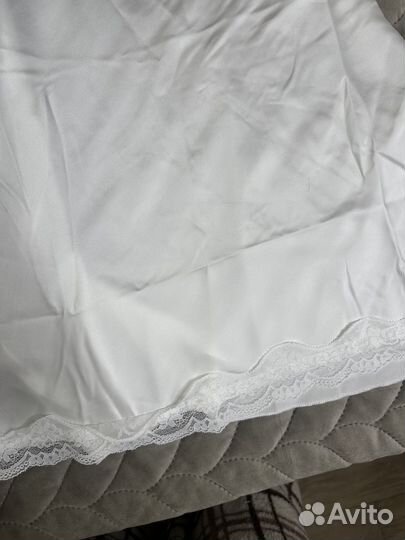 Ночная сорочка женская белая полупрозрачная