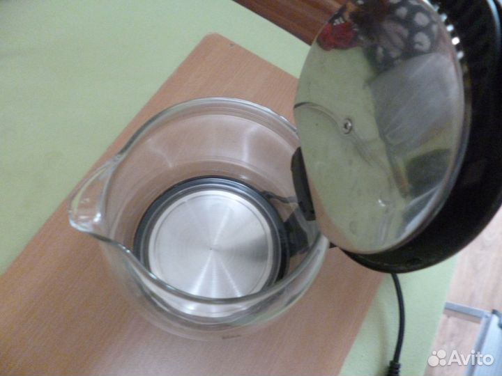 Электрочайник бу good helper