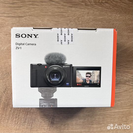 Новая камера Sony vlog camera ZV-1