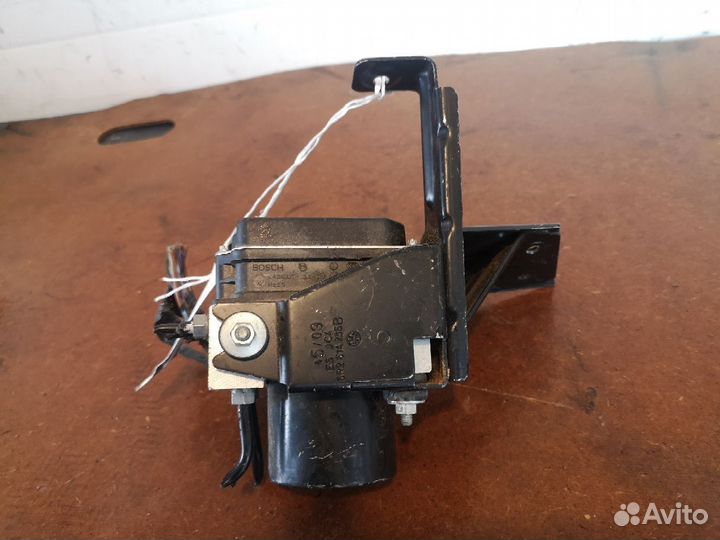 Блок ABS Volkswagen Polo 6R