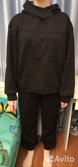 Спортивный костюм женский