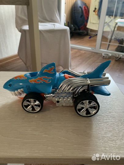 Машина акула Hot Wheels