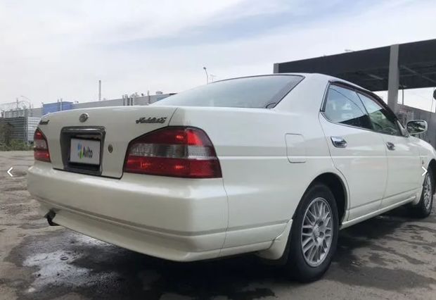 Nissan Laurel: фото владельца
