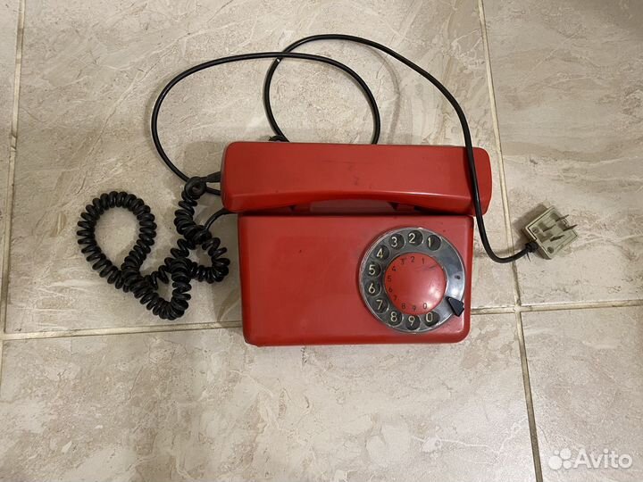 Раритетный телефон