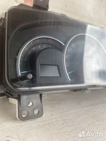 Toyota Camry V50 Панель приборов