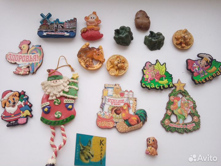 Набор магнитиков на холодильник