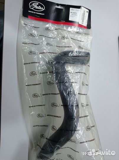 Патрубок радиатора верхний Лачетти. Новый