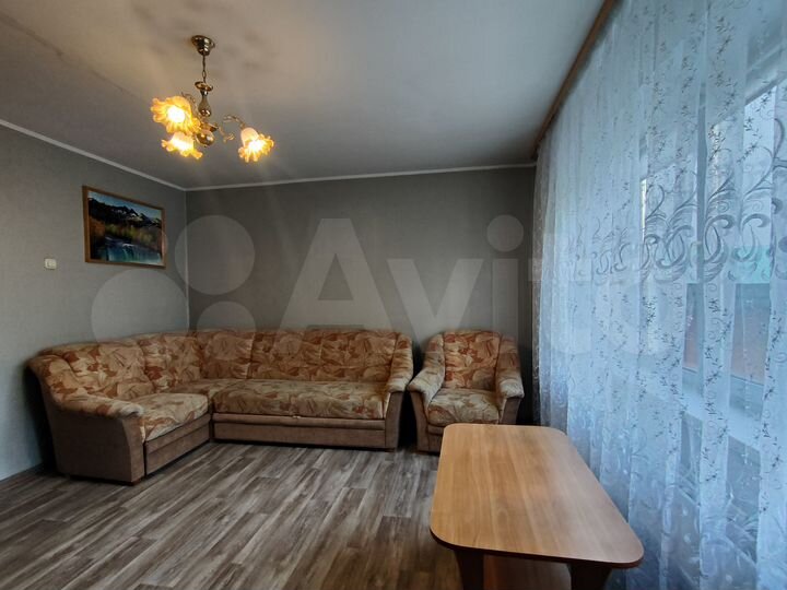 4-к. квартира, 77,2 м², 1/9 эт.