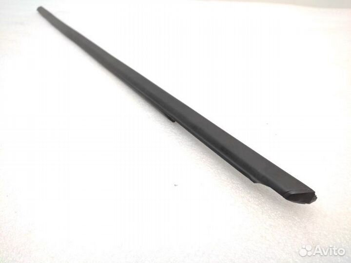 Молдинг двери передний левый Audi Q5 FY 2.0 DET
