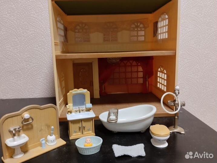 Кукольный домик (дом) с мебелью