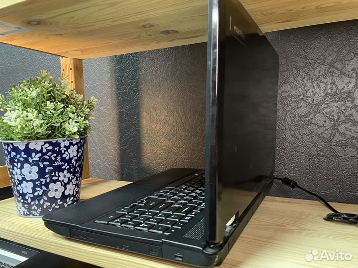 Ноутбук eMachines 15.6