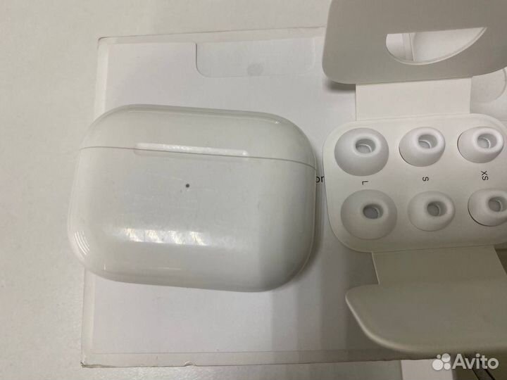 Apple AirPods Pro 2nd generation (2023) USB-C