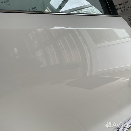 Задняя правая дверь camry 55