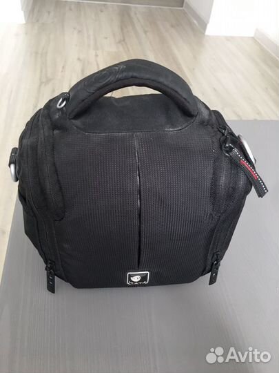 Зеркальный фотоаппарат