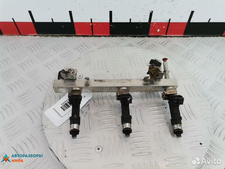 Форсунка Opel Corsa C рест. 2006 55562250