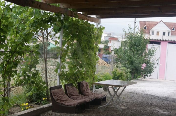 Дом 100 м² на участке 5 сот.