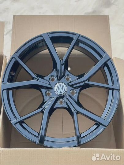 Диски Volkswagen R-line 18 5*112 Черный глянец bla