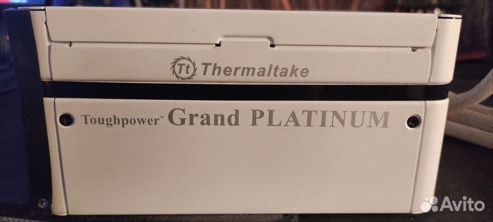 Thermaltake Toughpower Grand 700W Платиновый