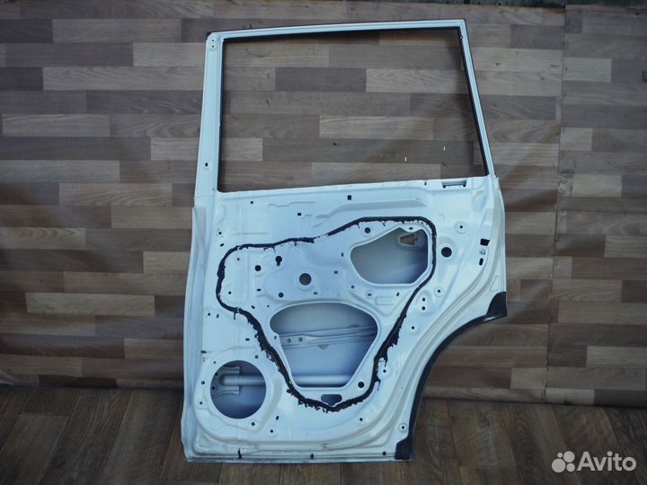 Дверь задняя правая (N93) Land Cruiser Prado 150