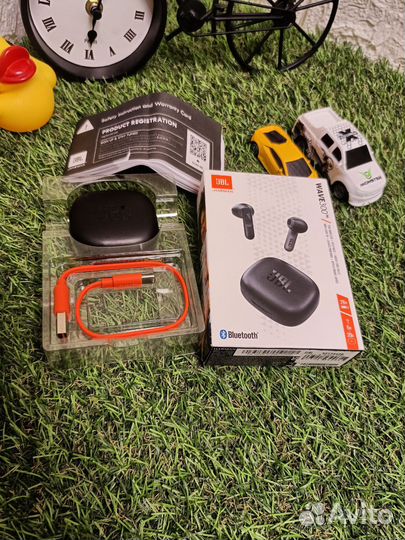 Беспроводные наушники JBL Wave 300TWS