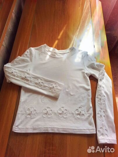 Белые блузки кофты майки р122 на 7 лет для девочки