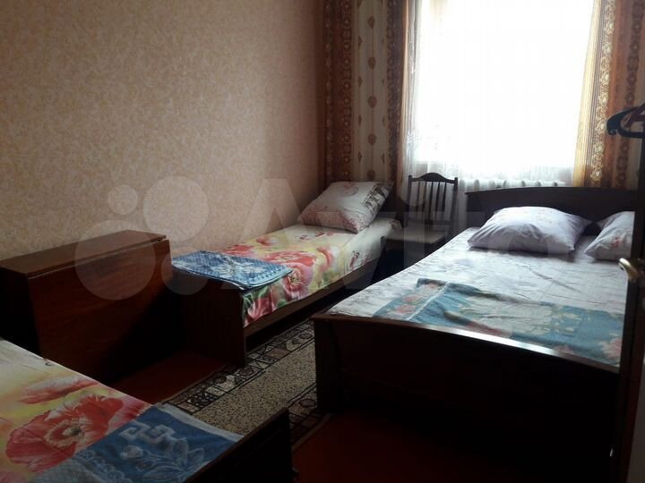 Комната 12 м² в 3-к., 1/1 эт.