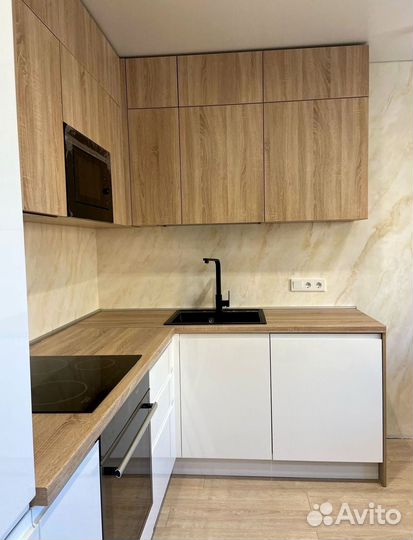 Кухонный гарнитур в стиле модерн