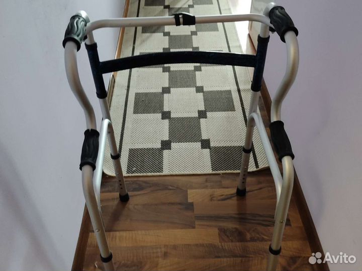 Ходунки для взрослых