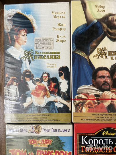 Видео кассеты с фильмами