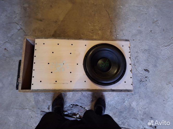 Сабвуфер 12