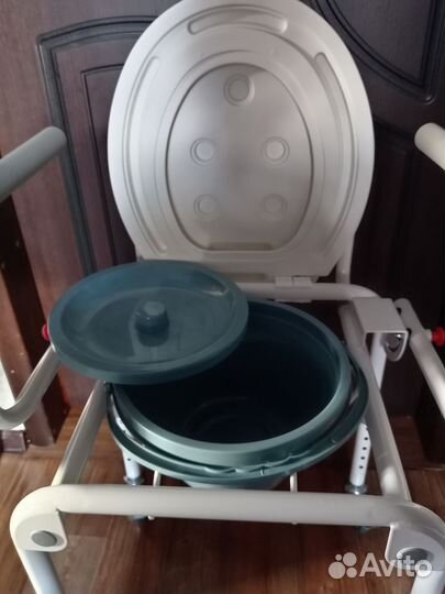 Стул санитарный