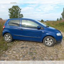 Volkswagen Fox 1.2 MT, 2005, 118 300 км, с пробегом, цена 390 000 руб.