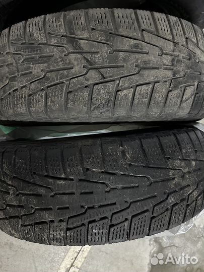 Nokian Tyres Hakkapeliitta R 215/70 R16