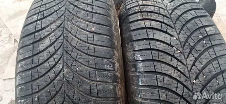 Goodyear Vector 4Seasons Gen-3 SUV 235/65 R17